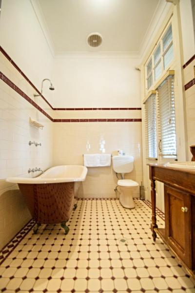 Leeton Hydro Hotel חדר תמונה
